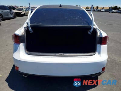 Zdjęcie 6 z 12 samochodu: 2016 LEXUS IS 200T VIN:JTHBA1D28G5021892 - miniatura
