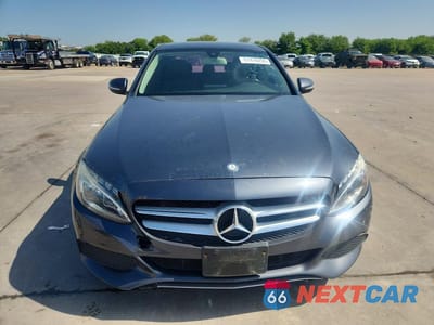 Piąte zdjęcie samochodu w środku: 2015 MERCEDES-BENZ C 300 VIN:55SWF4JB0FU045285 - miniatura
