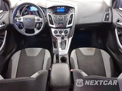 Zdjęcie 8 z 12 samochodu: 2012 FORD FOCUS SE VIN:1FAHP3K28CL321565 - miniatura