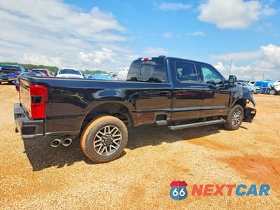 Trzecie zdjęcie samochodu z tyłu: 2025 FORD F350 SUPER DUTY VIN:1FT8W3BM6SED75450 - miniatura