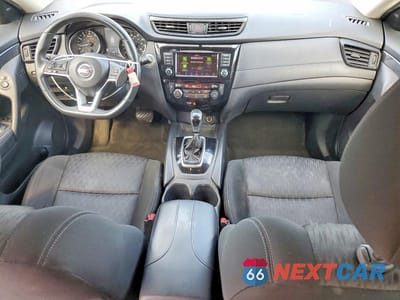 Zdjęcie 8 z 13 samochodu: 2018 NISSAN ROGUE SV VIN:KNMAT2MT5JP530307 - miniatura