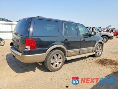 Trzecie zdjęcie samochodu z tyłu: 2004 FORD EXPEDITION EDDIE BAUER VIN:1FMFU18L44LA54839 - miniatura