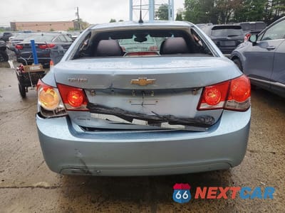 Zdjęcie 6 z 12 samochodu: 2011 CHEVROLET CRUZE LS VIN:1G1PC5SH8B7118161 - miniatura