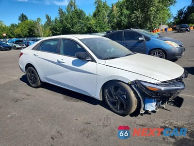 Czwarte zdjęcie samochodu z boku: 2026 HYUNDAI ELANTRA SEL SPORT VIN:KMHLM4DG0TU207741 - miniatura