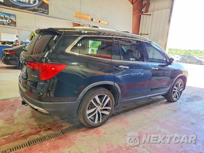 Trzecie zdjęcie samochodu z tyłu: 2018 HONDA PILOT TOURING VIN:5FNYF5H90JB011956 - miniatura