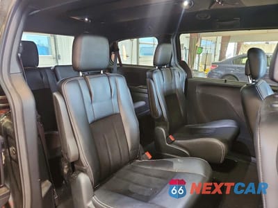 Zdjęcie 11 z 13 samochodu: 2018 DODGE GRAND CARAVAN SXT VIN:2C4RDGCG9JR163041 - miniatura