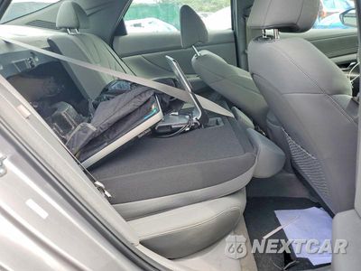 Zdjęcie 10 z 12 samochodu: 2025 HYUNDAI ELANTRA SEL VIN:KMHLS4DG2SU878977 - miniatura