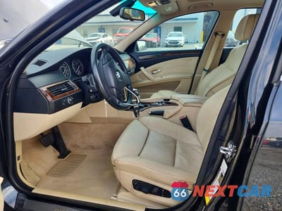 Zdjęcie 7 z 12 samochodu: 2009 BMW 535 I VIN:WBANW13539C162909 - miniatura