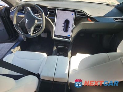 Zdjęcie 8 z 12 samochodu: 2018 TESLA MODEL S VIN:5YJSA1E25JF243151 - miniatura