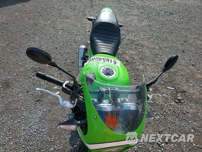 Piąte zdjęcie samochodu w środku: 2019 KAWASAKI ZR900 VIN:JKAZR2E10KA004017 - miniatura