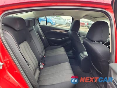 Zdjęcie 10 z 12 samochodu: 2018 MAZDA 6 SPORT VIN:JM1GL1UMXJ1325596 - miniatura