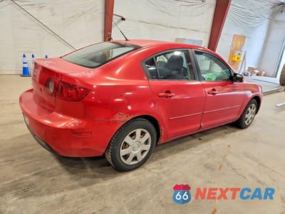 Trzecie zdjęcie samochodu z tyłu: 2006 MAZDA 3 I VIN:JM1BK12G261471900 - miniatura