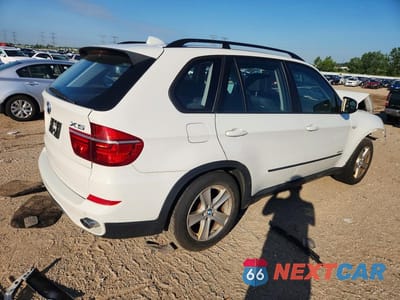 Trzecie zdjęcie samochodu z tyłu: 2013 BMW X5 XDRIVE35I VIN:5UXZV4C52D0B00700 - miniatura