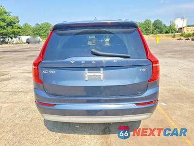 Zdjęcie 6 z 12 samochodu: 2022 VOLVO XC90 T5 MOMENTUM VIN:YV4102PK9N1836704 - miniatura