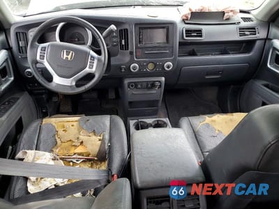 Zdjęcie 8 z 12 samochodu: 2006 HONDA RIDGELINE RTL VIN:2HJYK16526H547440 - miniatura