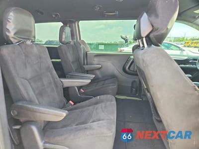Zdjęcie 11 z 13 samochodu: 2015 DODGE GRAND CARAVAN SE VIN:2C4RDGBG8FR512926 - miniatura