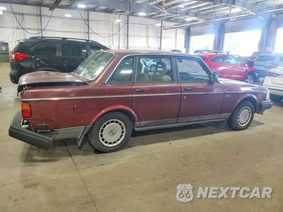 Trzecie zdjęcie samochodu z tyłu: 1989 VOLVO 244 DL/GL VIN:YV1AX8847K1365806 - miniatura