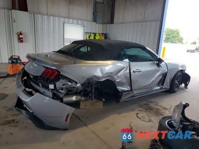 Trzecie zdjęcie samochodu z tyłu: 2025 FORD MUSTANG VIN:1FAGP8UH1S5105618 - miniatura