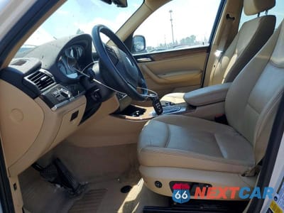 Zdjęcie 7 z 13 samochodu: 2014 BMW X3 XDRIVE28I VIN:5UXWX9C59E0D41357 - miniatura