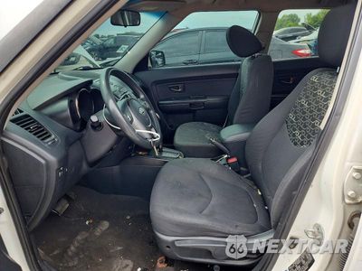 Zdjęcie 7 z 12 samochodu: 2010 KIA SOUL + VIN:KNDJT2A23A7164357 - miniatura
