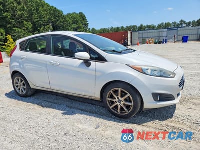 Czwarte zdjęcie samochodu z boku: 2019 FORD FIESTA SE VIN:3FADP4EJ3KM124159 - miniatura