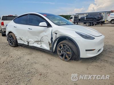 Czwarte zdjęcie samochodu z boku: 2025 TESLA MODEL Y VIN:7SAYGDEDXSA375092 - miniatura