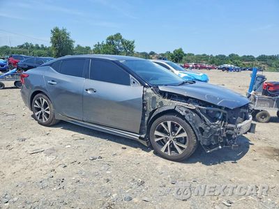 Czwarte zdjęcie samochodu z boku: 2017 NISSAN MAXIMA 3.5 SV VIN:1N4AA6AP2HC446652 - miniatura