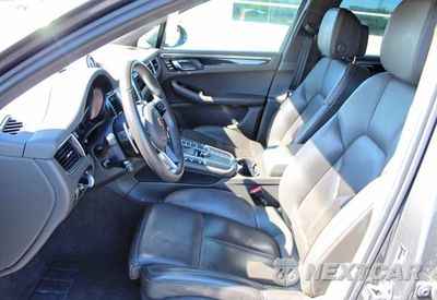 Zdjęcie 9 z 10 samochodu: 2015 PORSCHE MACAN S VIN:WP1AB2A54FLB68489 - miniatura