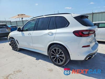 Drugie zdjęcie samochodu z przodu: 2022 BMW X5 XDRIVE40I VIN:5UXCR6C08N9J88883 - miniatura