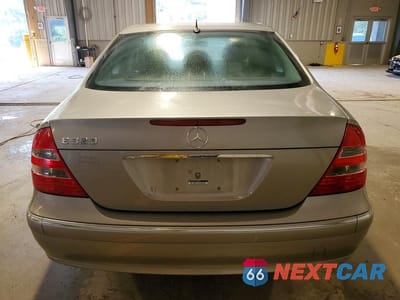 Zdjęcie 6 z 12 samochodu: 2003 MERCEDES-BENZ E 320 VIN:WDBUF65J03A239081 - miniatura