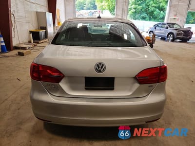 Zdjęcie 6 z 12 samochodu: 2014 VOLKSWAGEN JETTA SE VIN:3VWD17AJ9EM361842 - miniatura