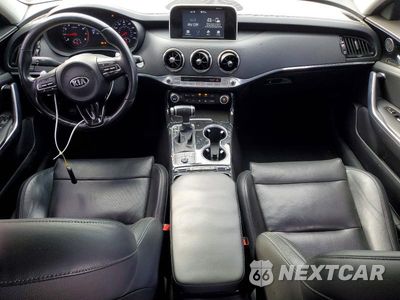 Zdjęcie 8 z 12 samochodu: 2019 KIA STINGER BASE VIN:KNAE15LA2K6067118 - miniatura