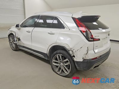 Drugie zdjęcie samochodu z przodu: 2020 CADILLAC XT4 PREMIUM LUXURY VIN:1GYFZDR45LF105142 - miniatura