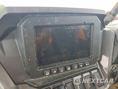 Zdjęcie 8 z 10 samochodu: 2024 POLARIS RZR UTILITY VEHICLE VIN:3NSNMF990RF297394 - miniatura
