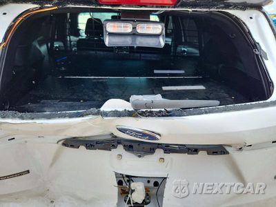 Zdjęcie 10 z 13 samochodu: 2017 FORD EXPLORER POLICE INTERCEPTOR VIN:1FM5K8AR6HGA44594 - miniatura