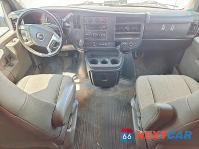 Zdjęcie 8 z 13 samochodu: 2016 GMC SAVANA 2500 CARGO DELIVERY VAN VIN:1GTW7AFF1G1275954 - miniatura