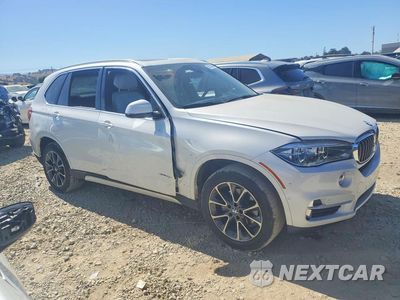 Czwarte zdjęcie samochodu z boku: 2018 BMW X5 XDRIVE35I VIN:5UXKR0C58J0X89682 - miniatura