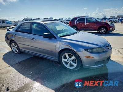 Czwarte zdjęcie samochodu z boku: 2008 MAZDA 6 I VIN:1YVHP80C085M34662 - miniatura