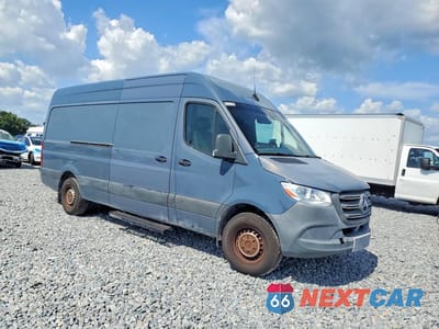 Czwarte zdjęcie samochodu z boku: 2019 MERCEDES-BENZ SPRINTER 2500/3500 VIN:WD4PF1CD5KP124671 - miniatura