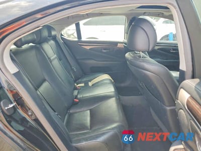 Zdjęcie 10 z 12 samochodu: 2014 LEXUS LS 460 VIN:JTHCL5EF9E5022618 - miniatura