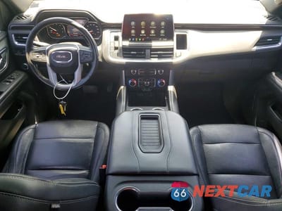 Zdjęcie 8 z 13 samochodu: 2021 GMC YUKON XL C1500 SLE VIN:1GKS1FKT9MR463311 - miniatura