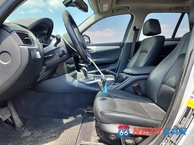 Zdjęcie 7 z 13 samochodu: 2013 BMW X1 XDRIVE28I VIN:WBAVL1C56DVR92001 - miniatura