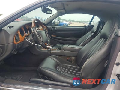 Zdjęcie 7 z 12 samochodu: 2000 JAGUAR XK8 VIN:SAJJA42C2YNA07888 - miniatura