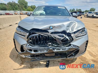 Piąte zdjęcie samochodu w środku: 2025 BMW X6 XDRIVE40I VIN:5UX33EX00S9W23381 - miniatura