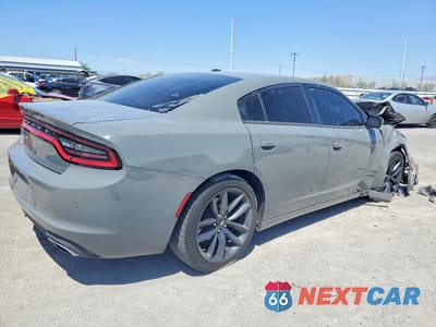 Trzecie zdjęcie samochodu z tyłu: 2019 DODGE CHARGER SXT VIN:2C3CDXBG7KH523331 - miniatura
