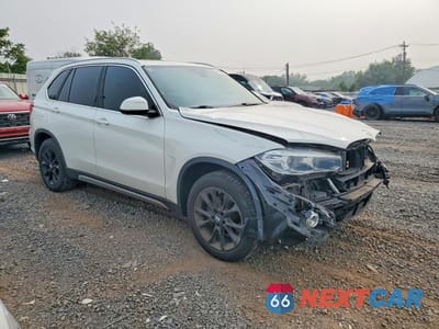 Czwarte zdjęcie samochodu z boku: 2018 BMW X5 XDRIVE35I VIN:5UXKR0C58J0Y05606 - miniatura