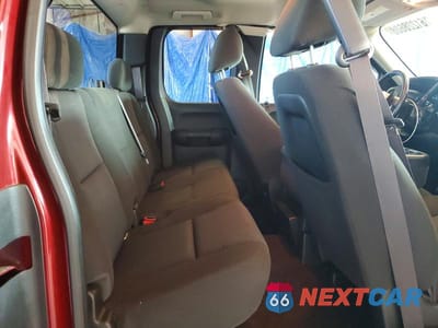 Zdjęcie 10 z 12 samochodu: 2013 CHEVROLET SILVERADO K1500 LT VIN:1GCRKSE71DZ102489 - miniatura