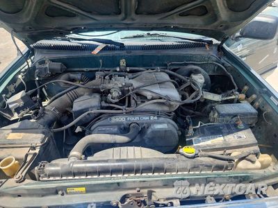 Zdjęcie 11 z 12 samochodu: 2002 TOYOTA TACOMA VIN:5TEGN92NX2Z083159 - miniatura