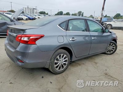 Trzecie zdjęcie samochodu z tyłu: 2018 NISSAN SENTRA S VIN:3N1AB7AP6JY230509 - miniatura