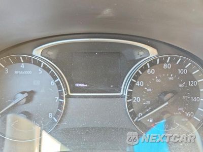 Zdjęcie 9 z 12 samochodu: 2017 NISSAN ALTIMA 2.5 SV VIN:1N4AL3AP1HC221065 - miniatura